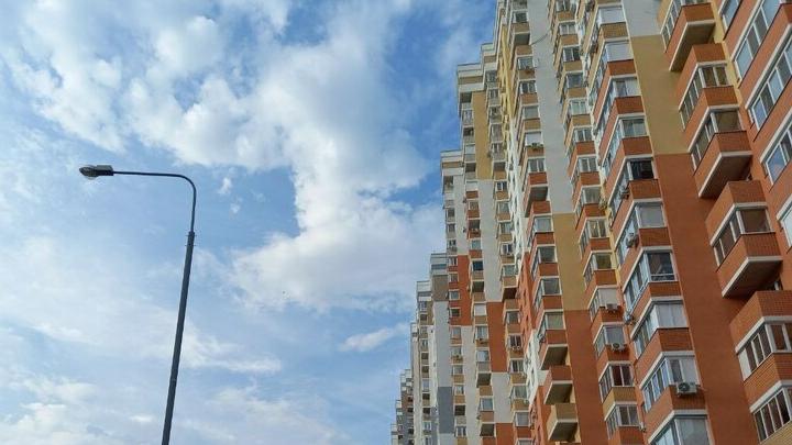 В 2025 году очередь на получение жилья для детей-сирот составляет 2396 человек