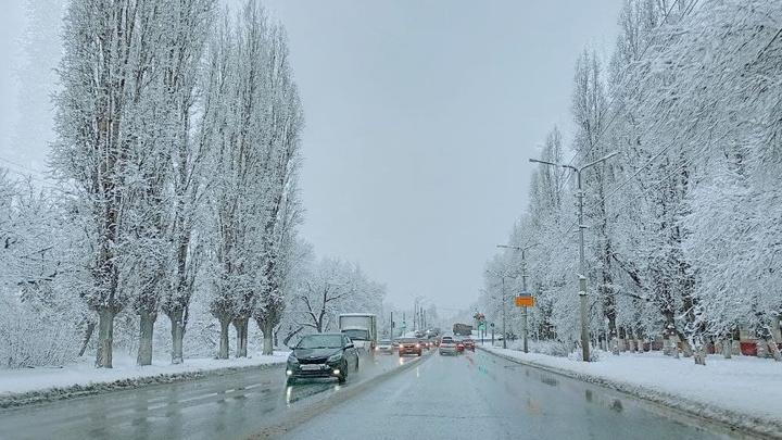 Ледяной дождь и мокрый снег прогнозируют в Саратове