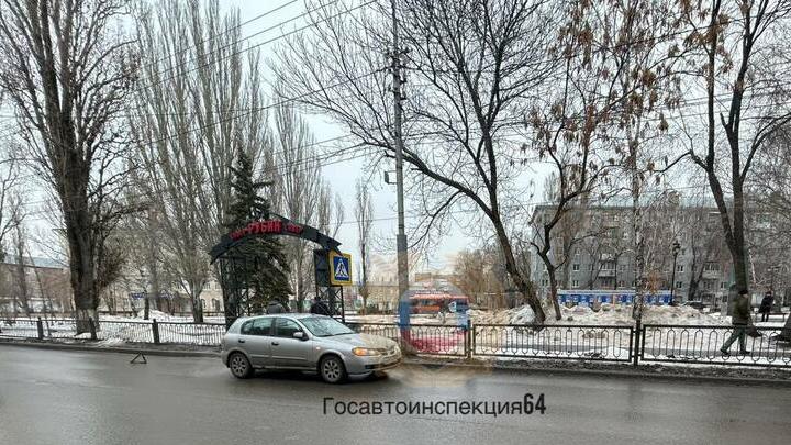 У сквера 
