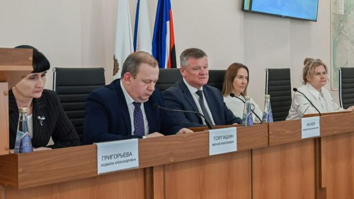 Парки и скверы Энгельсского района будут приведены в порядок