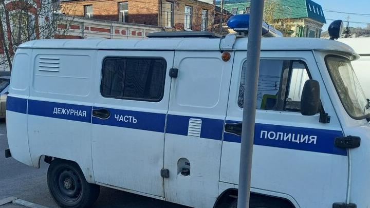 В Аркадаке пассажир избил водителя такси
