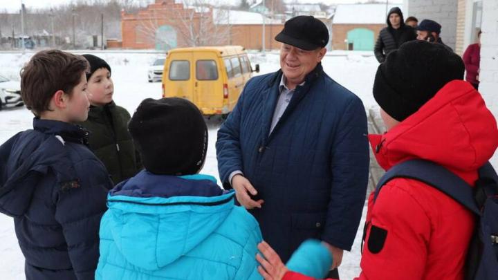 Николай Панков рассказал о решении проблем сельских жителей Вольского района