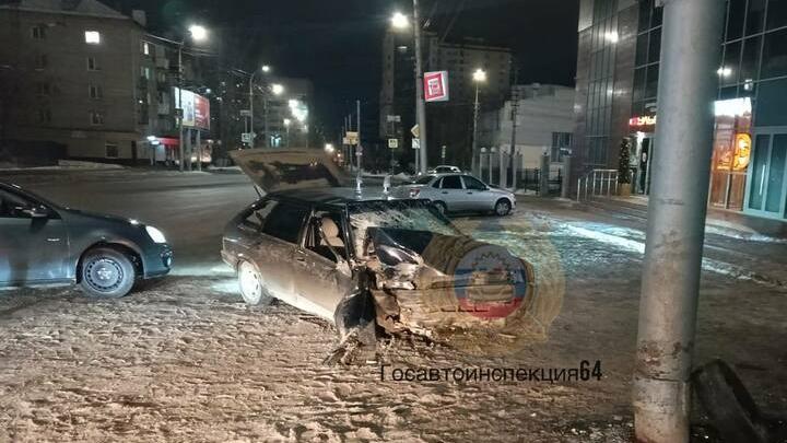 На Ильинской площади в Саратове 