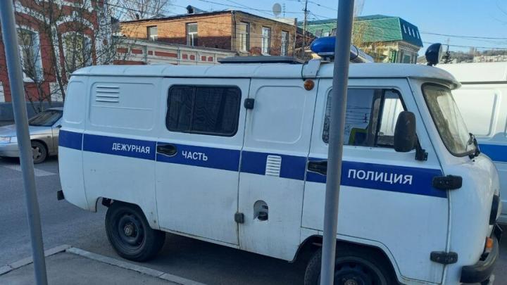 У саратовца из квартиры украли набор инструментов