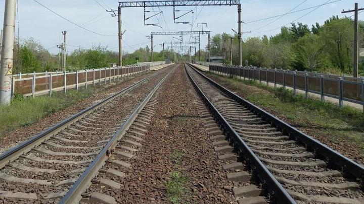 В Саратове экс-сотрудница фирмы брала взятки за ускорение логистики вагонов