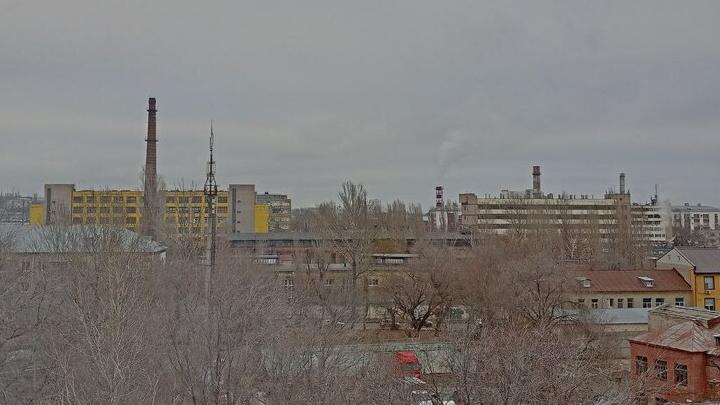 Губернатор назвал предположительную причину едкого запаха в Саратове