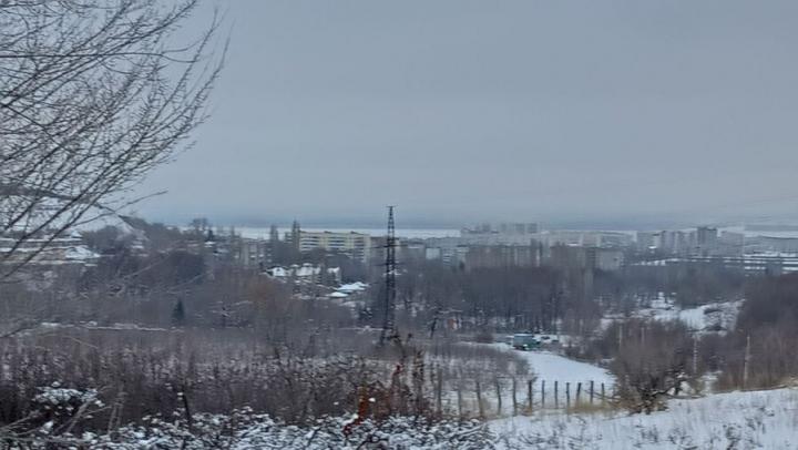 Саратовский гидрометцентр объяснил едкий запах в городе плохой проветриваемостью