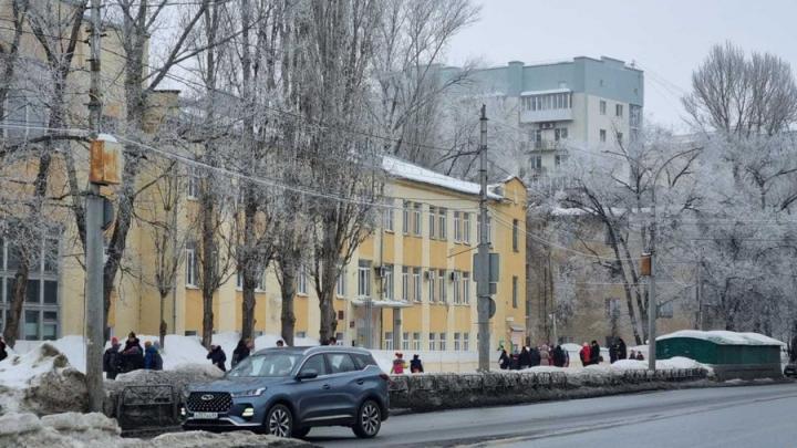 В Заводском районе Саратова предстоит капремонт лицея № 15 за 122 миллиона