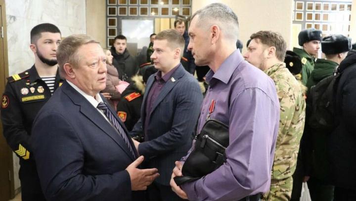 Николай Панков призвал жителей направить слова поддержки и признательности нашим героям-землякам