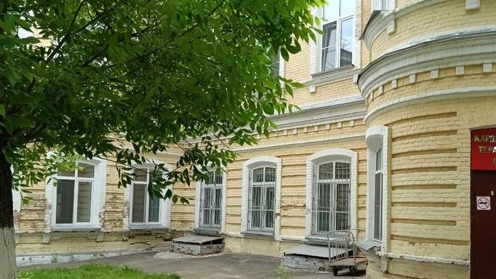 В горбольнице № 1 Саратова откроют новое отделение скорой помощи