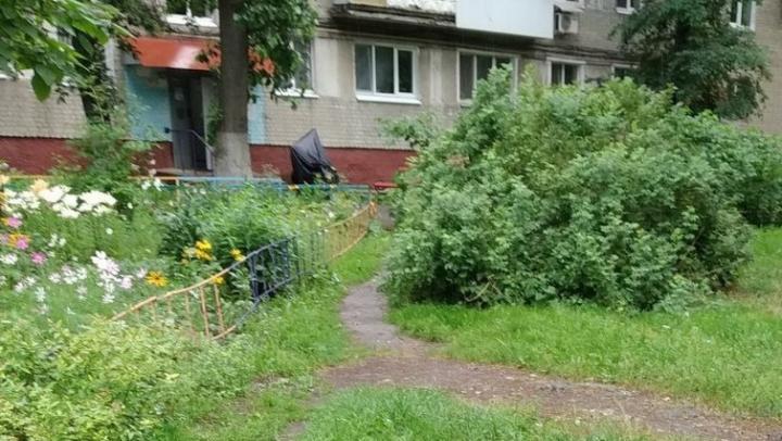 Опубликованы списки адресов по ремонту дворов в Балакове и Балашове