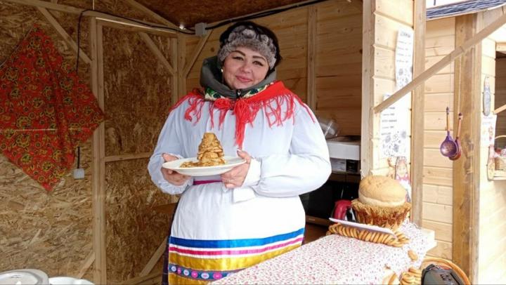 Прихожане Свято-Троицкого собора в Энгельсе смогли отведать блины