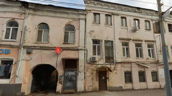 Городскую усадьбу и жилой дом признали памятниками в Саратове