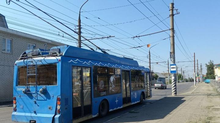 В Саратове остановились два троллейбусных маршрута