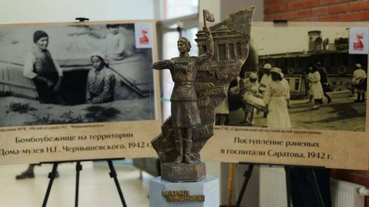 К 9 мая в саратовском Парке Победы установят памятник легендарной регулировщице