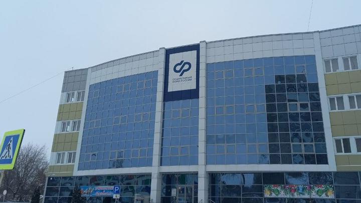 Соцфонд назначает выплату на малыша семье с детьми в беззаявительном порядке