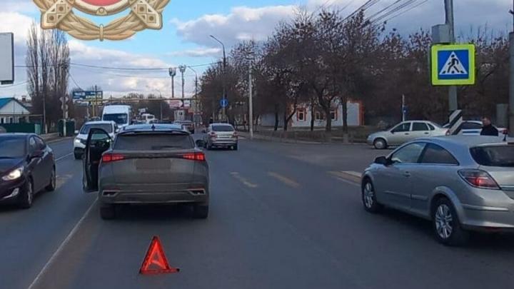 В Балашове иномарка сбила 14-летнюю девочку
