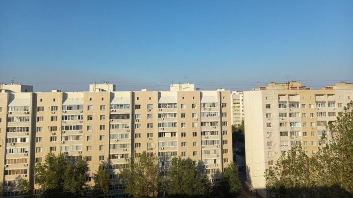 Саратовцев предупреждают об усилении ветра