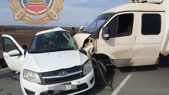В автокатастрофе под Марксом погиб пожилой водитель 