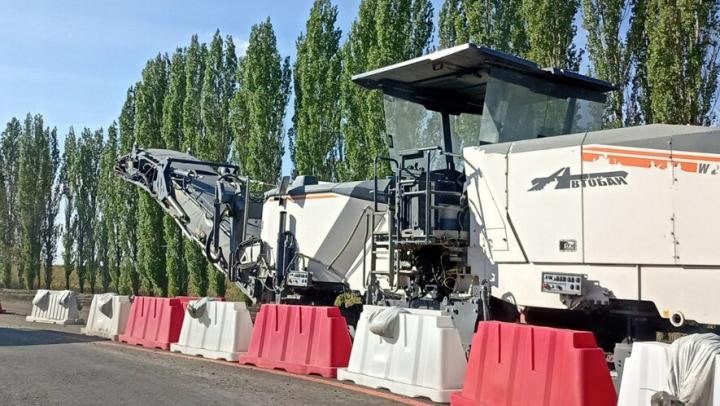 В Саратовской области приведут в порядок 87 дорог