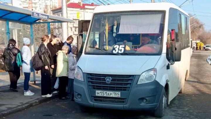 На саратовском автобусном маршруте выявили нарушения