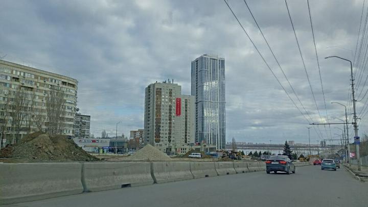 До конца весны в Саратове реконструируют Славянскую площадь