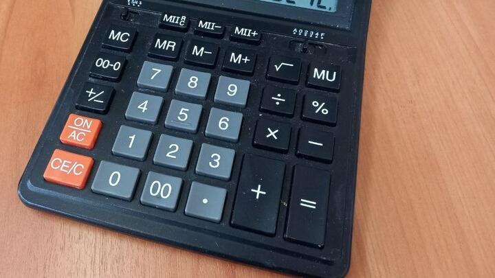 Саратовские мужчины больше женщин доверяют искусственному интеллекту