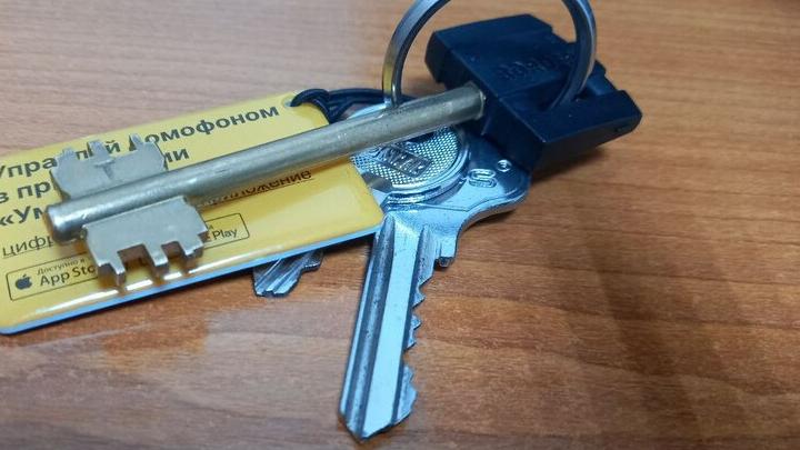 Саратовская пенсионерка лишилась миллиона рублей после разговора с аферистами