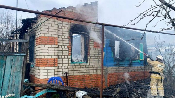 В Воскресенском районе из-за короткого замыкания горел частный дом