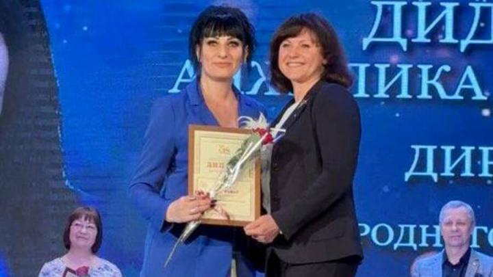 Клубный работник из Энгельса победила в региональном конкурсе