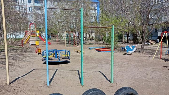 В Ленинском районе Саратова отремонтируют дворы еще у 65 домов