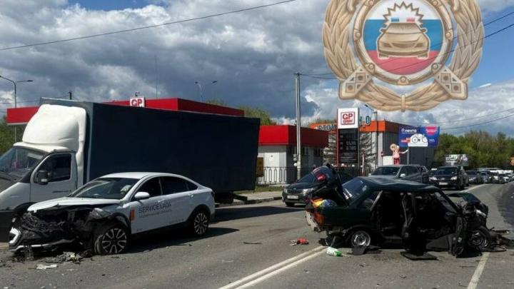 Двое пострадали в ДТП с двумя 