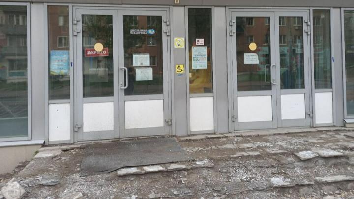 В Энгельсе городская библиотека временно переехала по другому адресу