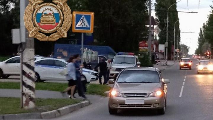 Иномарка сбила мужчину на моноколесе в Балакове