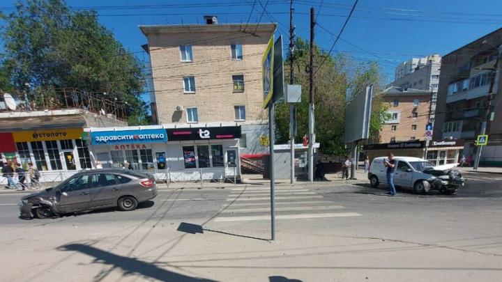 Две 