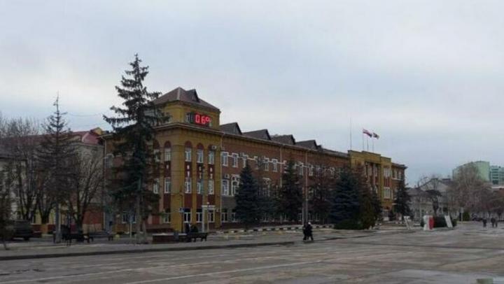 Экс-глава Энгельсского района обвиняется в злоупотреблении должностными полномочиями
