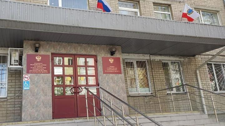 Роспотребнадзор рекомендует саратовцам пить бутилированную воду