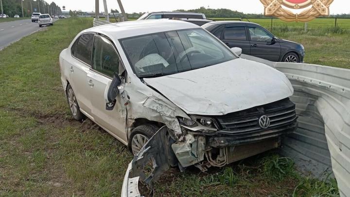 Авария у Балакова: пожилой водитель Opel госпитализирован после удара с Volkswagen