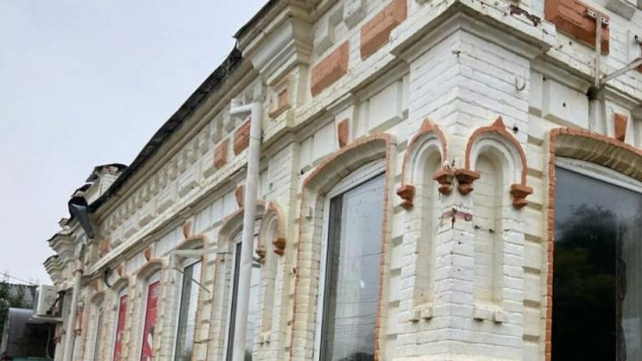 Старинный магазин кондитерских и колбасных изделий в Хвалынске признали памятником