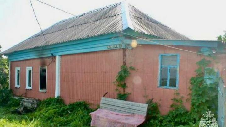 Трагедия в саратовском селе: пенсионер погиб в огне в собственном доме