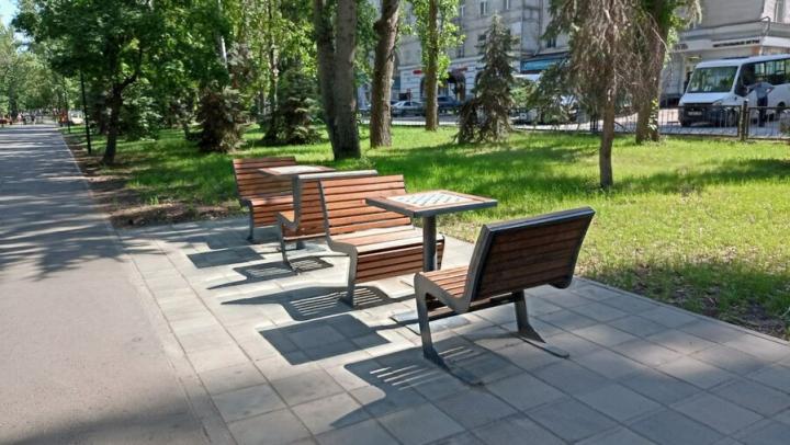 Саратовцев предупреждают о шквалистом ветре и жаре