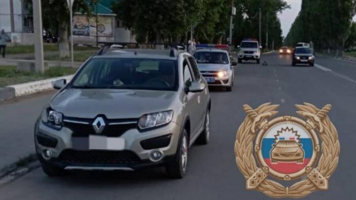 Пенсионер за рулём Renault сбил мужчину в Балаково: пострадавший в больнице