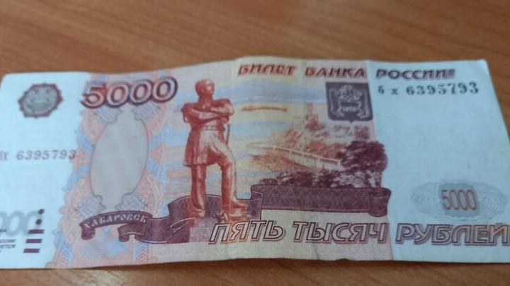 В Балашове двое парней вымогали деньги у подростков