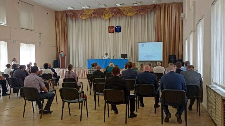 На слушаниях Устав Саратова изменили по решению 36 человек
