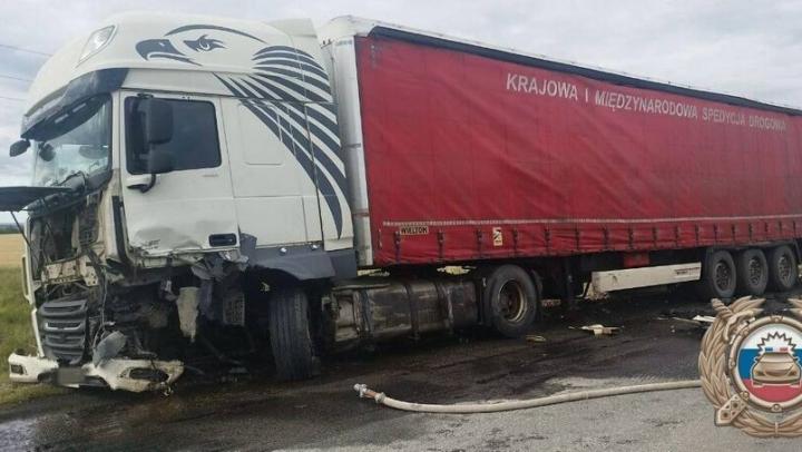 Трагедия на трассе под Озинками: водитель Hyundai погиб в столкновении с фурой