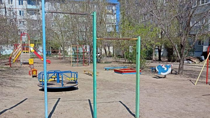 В Саратовской области число отцов в отпуске по уходу за ребенком выросло втрое