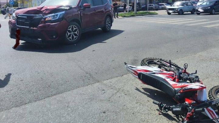 В Энгельсе два юных ровесника попали в ДТП на питбайке