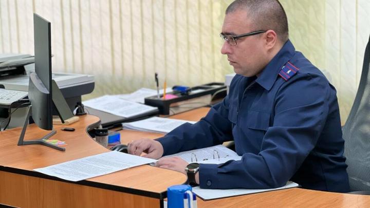 Балаковский чиновник за взятку покрывал несанкционированную торговлю алкоголем