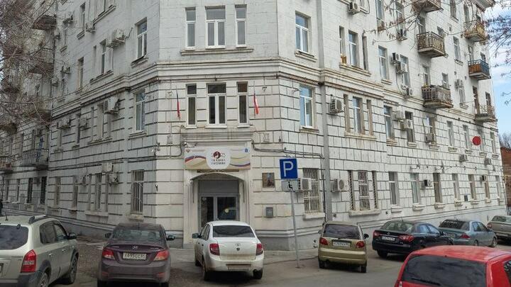 Перед педагогами Ровенского района накопили долгов по зарплате в 2,7 млн рублей
