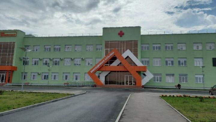 Диарея, рвота, лихорадка: саратовцев предупредили об опасности купания в стоячих водоемах